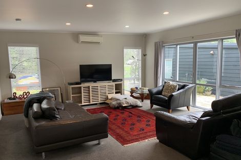 Photo of property in 7 Forest Road, Raumati South, Paraparaumu, 5032