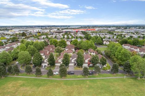 Photo of property in 16 Bruce Pulman Drive, Takanini, 2112