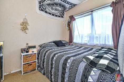 Photo of property in 2/12 Nelson Street, Papakura, 2110