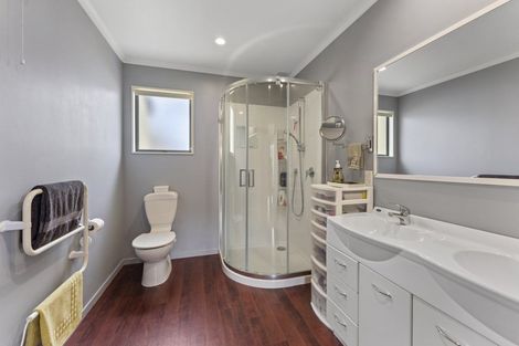 Photo of property in 3 Sapphire Grove, Birchville, Upper Hutt, 5018