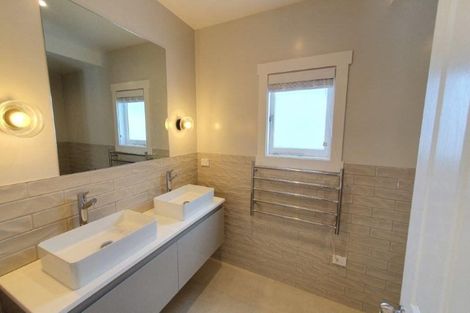 Photo of property in 8 Bungalow Avenue, Point Chevalier, Auckland, 1022