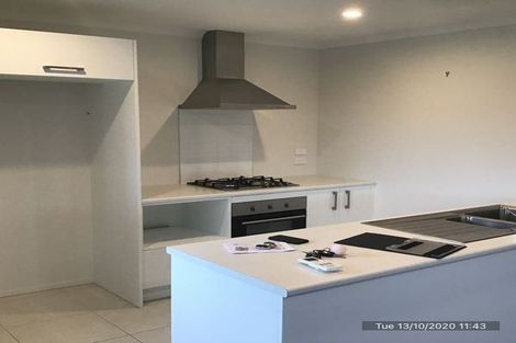 Photo of property in 11 Manawaroa Close, Grandview Heights, Hamilton, 3200