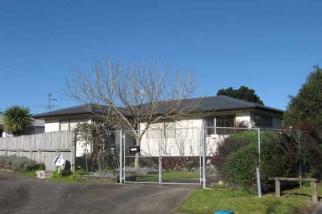 Photo of property in 8 Tilbrook Place, Papakura, 2110