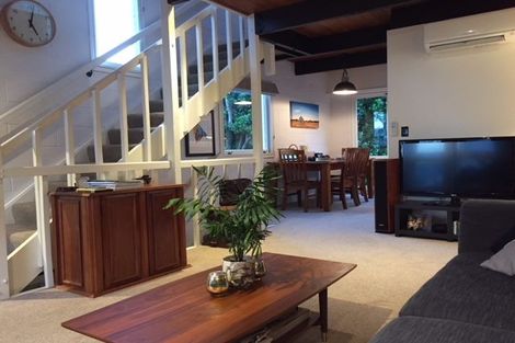 Photo of property in 12/10 Pitarua Street, Thorndon, Wellington, 6011