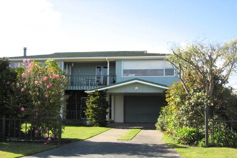 Photo of property in 15 Nisbet Terrace, Kinloch, Taupo, 3377