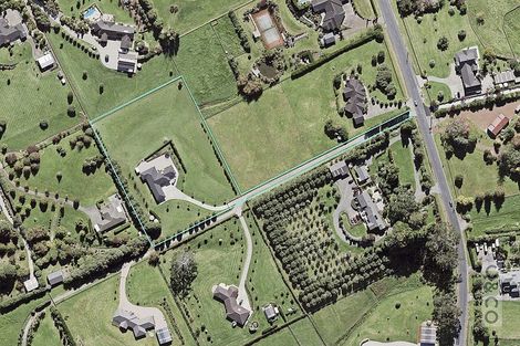 Photo of property in 289 Old North Road, Kumeu, 0892