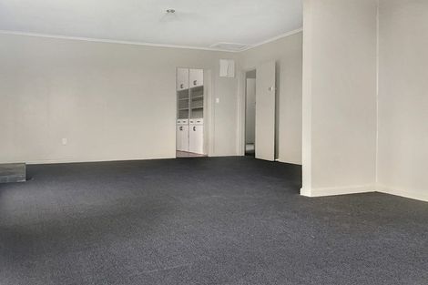 Photo of property in 53 Target Road, Totara Vale, Auckland, 0629