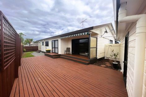 Photo of property in 10 Ruby Place, Orewa, 0931