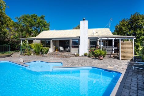 Photo of property in 1 Ritchie Place, Havelock North, 4130