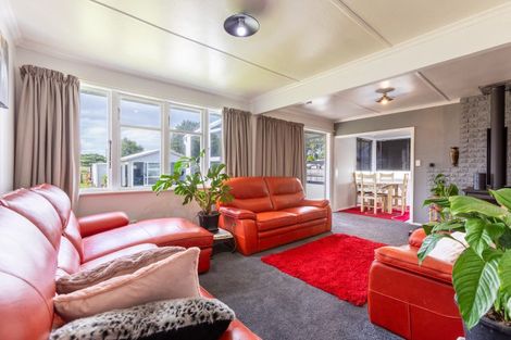 Photo of property in 28 Victor Street, Dannevirke, 4930