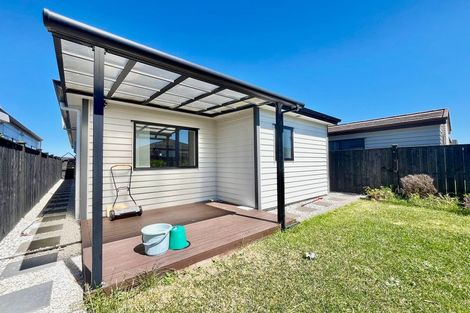 Photo of property in 28 Opoka Street, Takanini, 2110