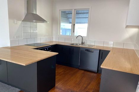 Photo of property in 223 Grove Road, Mayfair, Hastings, 4122