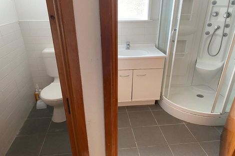 Photo of property in 99 Bolton Street, Blockhouse Bay, Auckland, 0600
