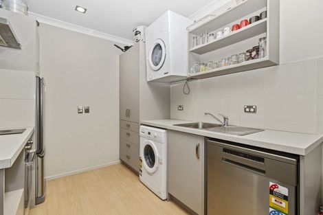 Photo of property in 7b Bleakley Place, Hillcrest, Hamilton, 3216