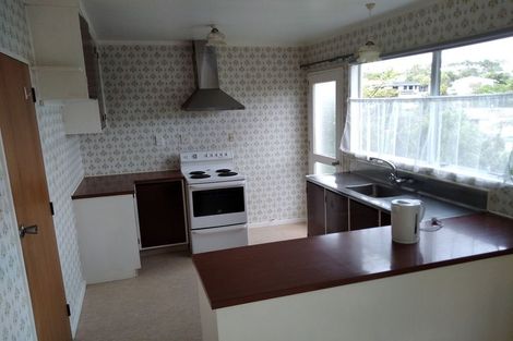 Photo of property in 85 Baylands Drive, Newlands, Wellington, 6037