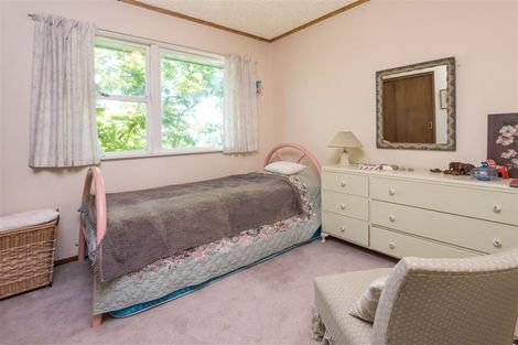 Photo of property in 33 Trig Road, Whitford, Howick, 2571