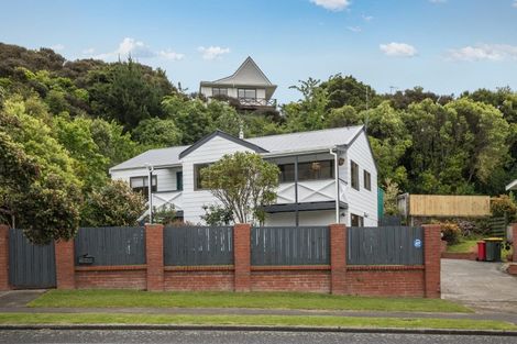 Photo of property in 67 Omapere Street, Whitby, Porirua, 5024