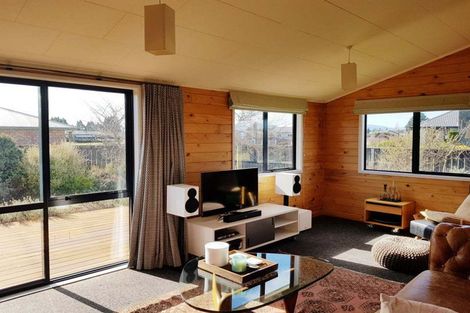 Photo of property in 48 Lawson Burrows Crescent, Te Anau, 9600