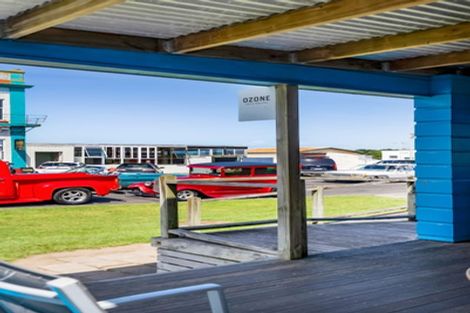 Photo of property in 102 Tasman Street, Opunake, 4616