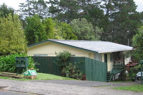 Photo of property in 1/10 Kawaka Street, Titirangi, Auckland, 0604