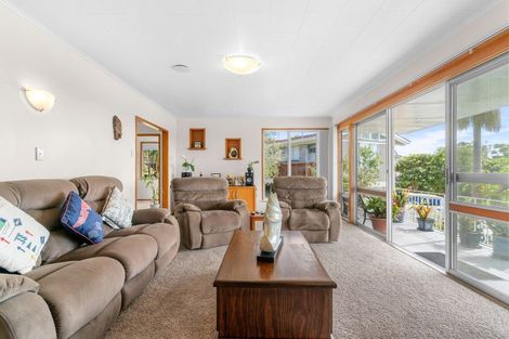 Photo of property in 16 Cobham Avenue, Dargaville, 0310