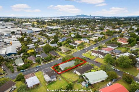 Photo of property in 20 Velma Road, Hillcrest, Auckland, 0627