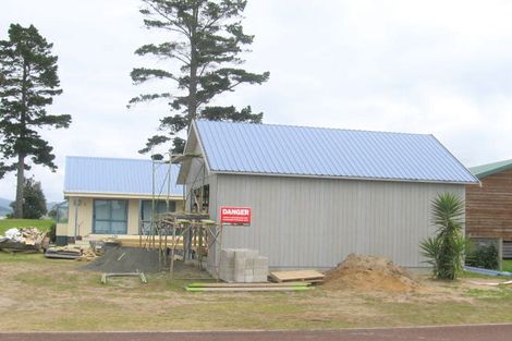 Photo of property in 175 Kowhai Avenue, Matarangi, Whitianga, 3592