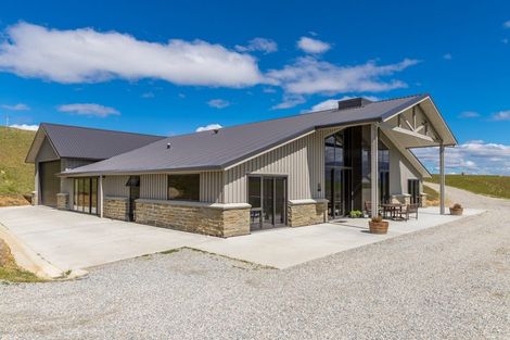 Photo of property in 211 Mcarthur Road, Springvale, Alexandra, 9391