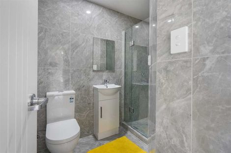 Photo of property in 8c Mahon Place, Papatoetoe, Auckland, 2025