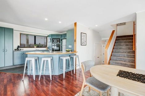 Photo of property in 8b Duncansby Road, Stanmore Bay, Whangaparaoa, 0932