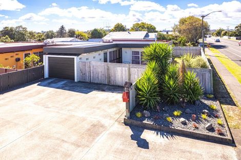 Photo of property in 1/54 Fitzherbert Avenue, Tawhero, Wanganui, 4501