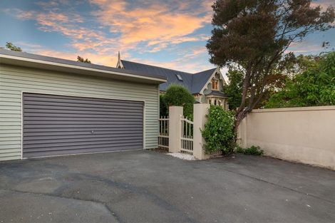 Photo of property in 172 Blighs Road, Strowan, Christchurch, 8052