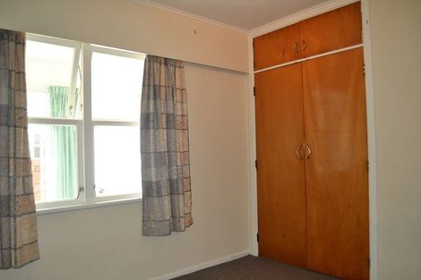 Photo of property in 2 Saville Row, Johnsonville, Wellington, 6037