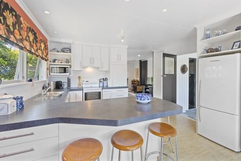 Photo of property in 147 Koputaroa Road, Levin, 5575