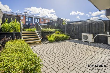Photo of property in 6 Kapia Road, Westgate, Auckland, 0614