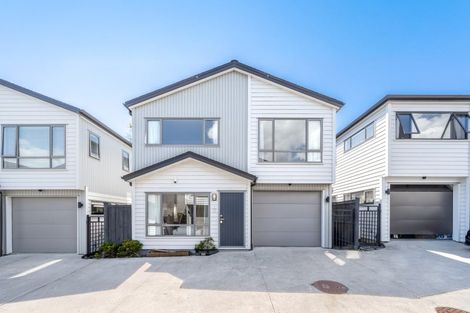 Photo of property in 4 Waihanga Way, Bucklands Beach, Auckland, 2014