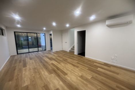 Photo of property in 4/25 Hutchinson Avenue, New Lynn, Auckland, 0600