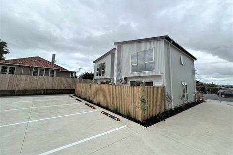 Photo of property in 114 Astley Avenue, New Lynn, Auckland, 0600