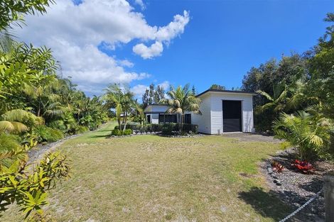 Photo of property in 807 Matarangi Drive, Matarangi, Whitianga, 3592
