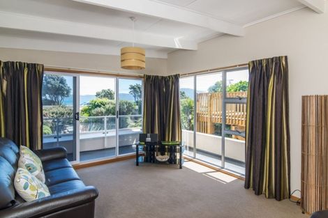 Photo of property in 93 Marine Parade, Paraparaumu Beach, Paraparaumu, 5032
