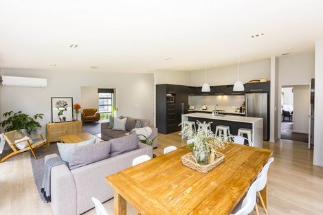 Photo of property in 21 Brentwood Street, Trentham, Upper Hutt, 5018