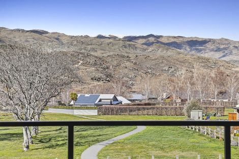 Photo of property in 57 Stratford Drive, Mount Pisa, Cromwell, 9383