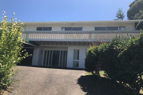 Photo of property in 63 Chelsea View Drive, Chatswood, Auckland, 0626