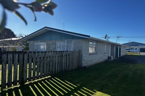 Photo of property in 4/31 Grey Street, Waitara, 4320