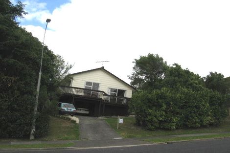 Photo of property in 1/1 Hale Crescent, Bayview, Auckland, 0629