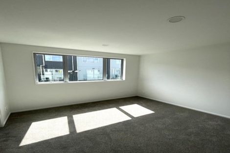 Photo of property in 11/3 Matuhi Rise, Henderson, Auckland, 0612