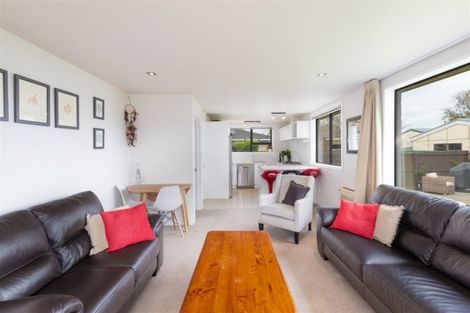 Photo of property in 2/317 Sawyers Arms Road, Bishopdale, Christchurch, 8053