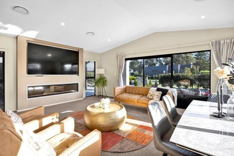 Photo of property in 12 Kotare Drive, Waiwhakaiho, New Plymouth, 4312