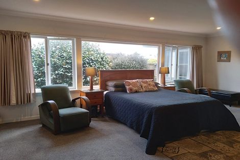 Photo of property in 12 Barbara Grove, Papamoa Beach, Papamoa, 3118