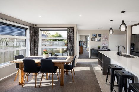 Photo of property in 15 Hyatt Close, Leamington, Cambridge, 3432